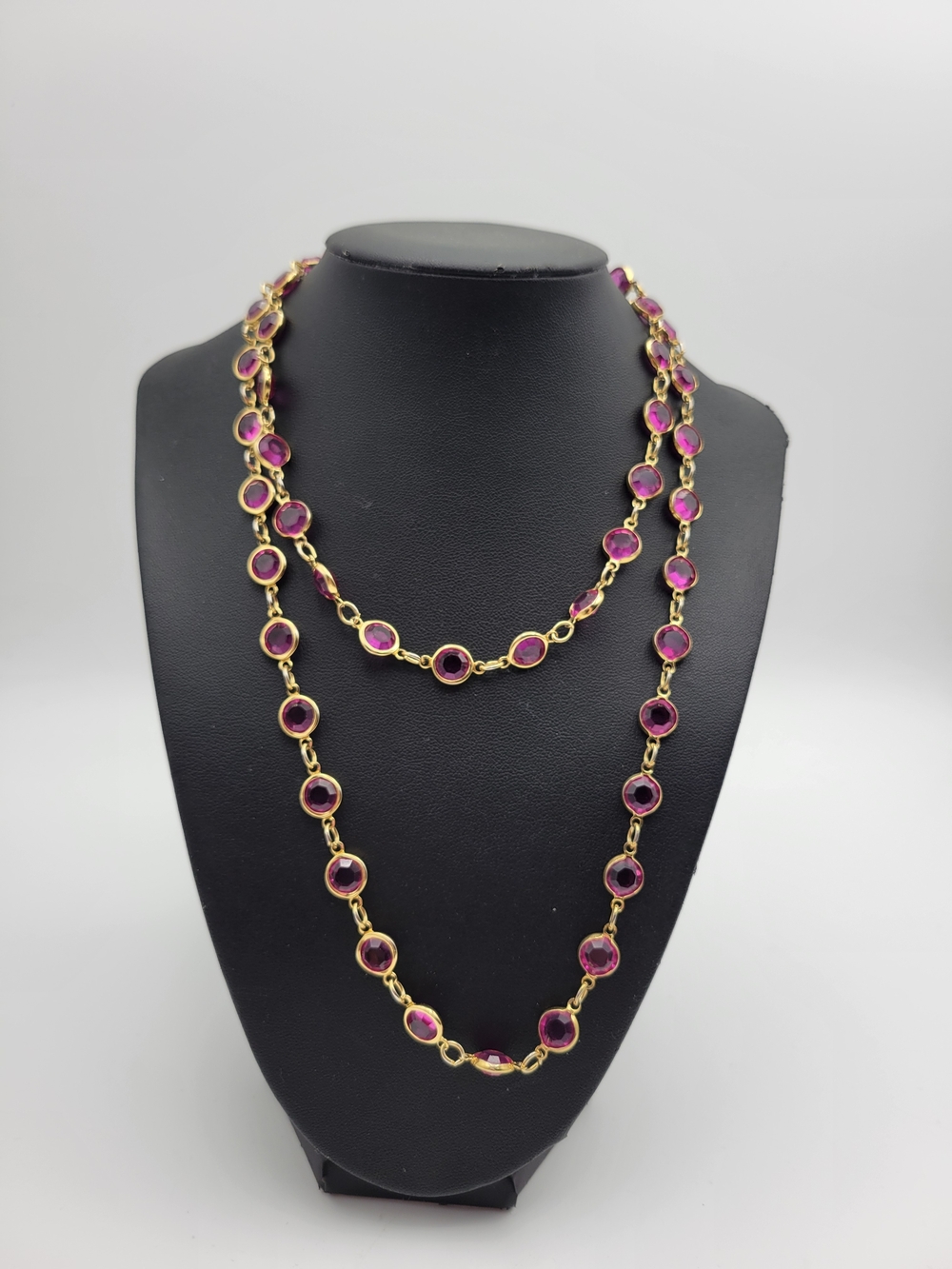 Vintage Light pink circle gold tone Crystal Long Neckalce - Picture 2 of 6